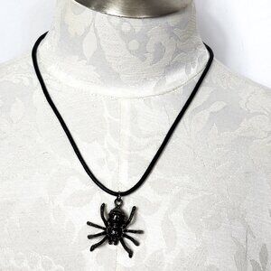 Black Metal Spider and Ear Rings & Necklace NWT NOS Y2K